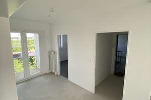 Zuhause für Jung und Alt in modernisierter Wohnanlage// DG rechts – Eisenacher Str. 47, 38444 Westhagen, Wolfsburg – Vorschaubild 2