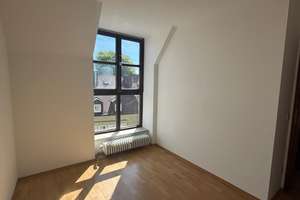 Zentrale Lage & viel Potenzial – 2-Zimmer-Wohnung mit ausgebautem Dachraum – Die vollständige Adresse der Immobilie erhältst du vom Anbieter., 86152 Jakobervorstadt-Nord, Augsburg – Vorschaubild 6