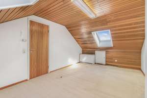 Stuhr: Großzügiges Reihenmittelhaus mit sechs Zimmern in ruhiger Lage  – Die vollständige Adresse der Immobilie erhältst du vom Anbieter., 28816 Stuhr – Vorschaubild 15