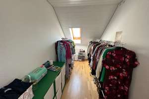 Attraktive Doppelhaushälfte in Stuttgart-Schönberg in absolut ruhiger Lage – Die vollständige Adresse der Immobilie erhältst du vom Anbieter., 70599 Schönberg, Stuttgart – Vorschaubild 9