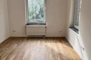 Hochwertige 3,5-Zi.-Wohnung in Braunschweig Westliches Ringgebiet -Erstbezug nach Sanierung  – Madamenweg 22, 38118 Westliches Ringgebiet, Braunschweig – Vorschaubild 2