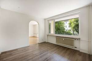 Großzügige, sanierte 3,5-Wohnung mit Loggia in zentraler Lage von Düsseldorf-Oberkassel! – Die vollständige Adresse der Immobilie erhältst du vom Anbieter., 40545 Oberkassel, Düsseldorf – Vorschaubild 7