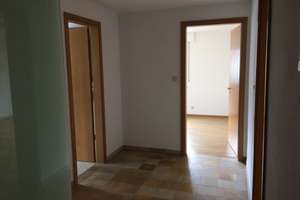 Ruhige 3 Zimmer Wohnung im OG mit Balkon in 6 Parteien Haus – Die vollständige Adresse der Immobilie erhältst du vom Anbieter., 70567 Möhringen-Süd, Stuttgart – Vorschaubild 11