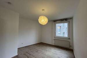 Einziehen & Wohlfühlen! Wohnung für Singles oder Paare – Marktstraße 12, 44866 Günnigfeld, Bochum – Vorschaubild 2