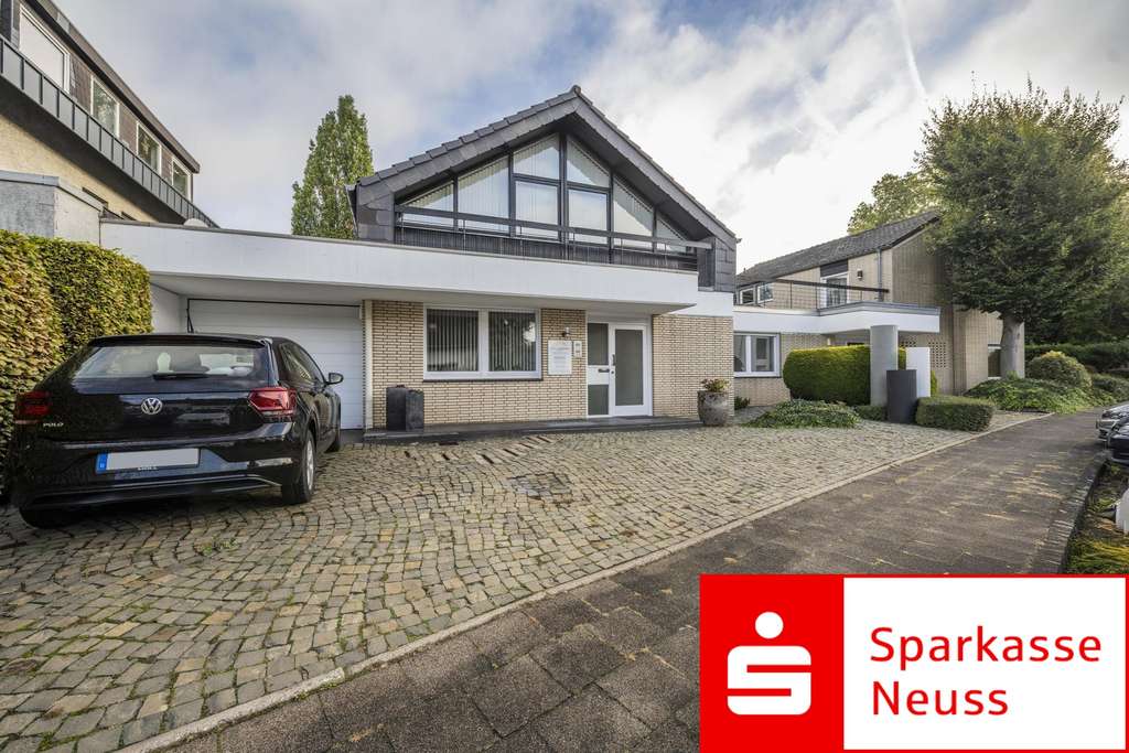 Traumhaftes Einfamilienhaus mit solider Kapitalanlage