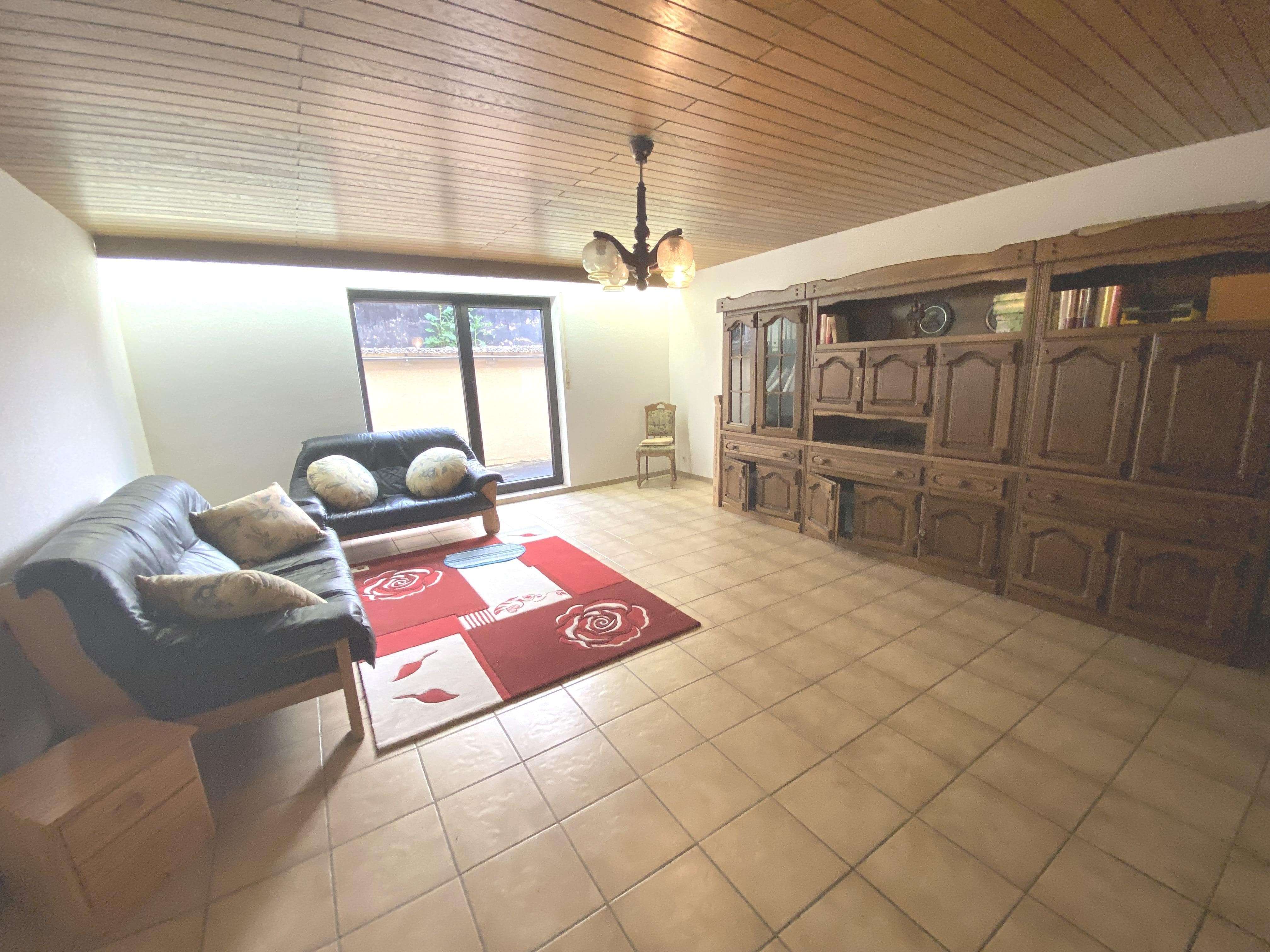 Immobilie in Göllheim - Die Architektur: Weit weg vom Alltäglichen! - Bild 6