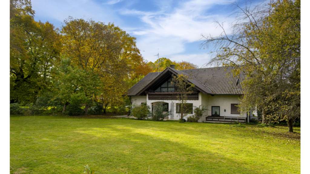 Immobilie in Mindelheim - Wohnen mit Perspektive: Viel Platz für Familie, Gäste und Ihre Pläne - Bild 1