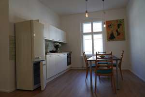 Geschmackvolle Wohnung, Vollmöbliert, mit Balkon und eigenem Keller in Berlin Friedrichshain – Die vollständige Adresse der Immobilie erhältst du vom Anbieter., 10249 Friedrichshain, Berlin – Vorschaubild 2