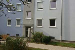 Gemütliche Zweizimmerwohnung mit Balkon in Langwasser zu vermieten! – Trebnitzer Str. 35, 90473 Langwasser Südwest, Nürnberg – Vorschaubild 2