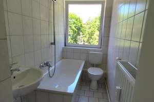 3- Zimmer- Wohnung für kleine Familie! – Spielhagenstr. 10, 39108 Stadtfeld Ost, Magdeburg – Vorschaubild 6