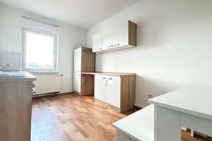 Helle 2-Zimmer-Wohnung mit schönem Parkblick in Fürth. – Waldstr. 9, 90763 Südstadt Industriegebiet, Fürth – Vorschaubild 9