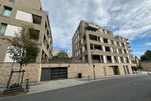 Moderne 2-Zimmer Wohnung mit Einbauküche und Balkon am Mauerpark