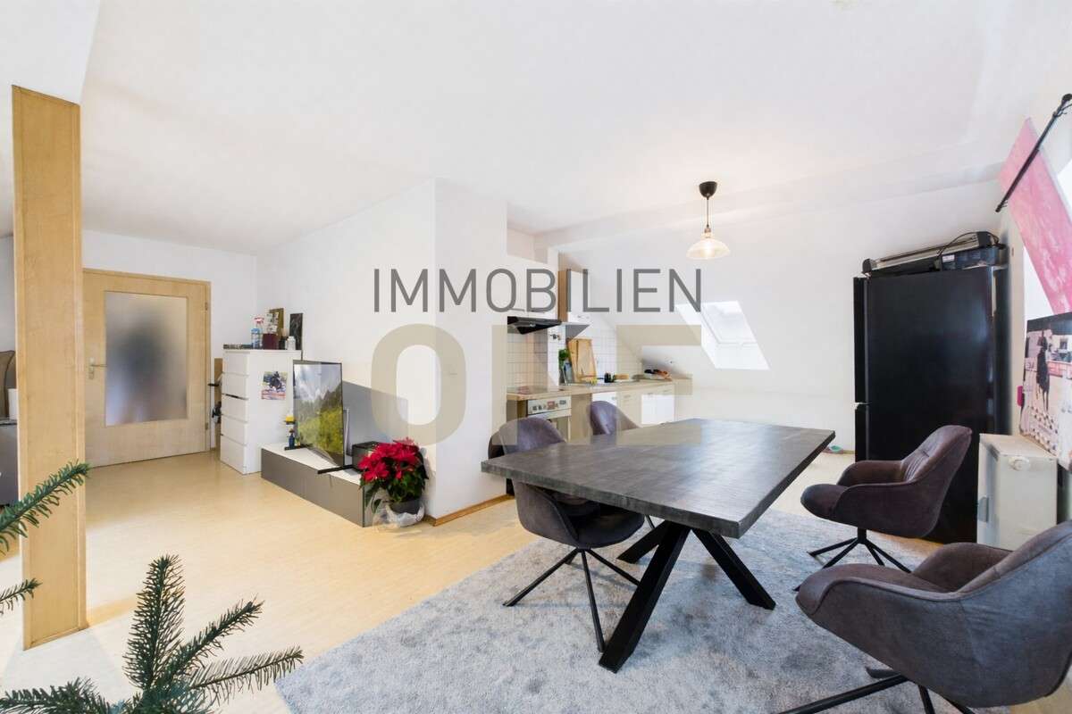 Immobilie in Altmannstein - Saniertes Zweifamilienhaus in idyllischer Lage mit Garten - Bild 5