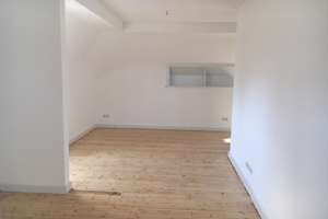 Gemütliche Dachgeschosswohnung im Vord. Westen / Stadtalle – Weyrauchstraße 17, 34119 West, Kassel – Vorschaubild 7