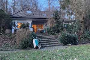 Ansprechend, modernisierter  Bungalow  auf großem eingewachsenem Grundstück mit Teich*  – Main-Kinzig-Kreis – Vorschaubild 4