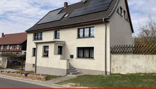 Bild von Haus mit PV, Charme und viel Platz!