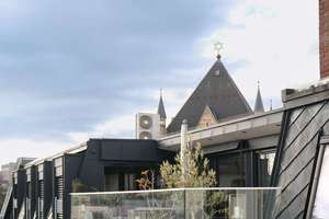 Exklusives, modernes Dachgeschoss-Penthouse mit Terrasse & Domblick im Quartier Latäng