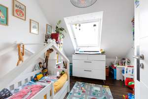 Gepflegte 3 Zimmerwohnung mit Dachterrasse, Einbauküche und Tiefgaragenstellplatz – Schweriner Straße 5, 46145 Alsfeld, Oberhausen – Vorschaubild 9