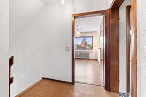 Dornröschen in Frechen – freistehendes Einfamilienhaus mit viel Potenzial – 50226 Frechen – Vorschaubild 23