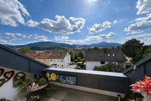 Zwei-Zimmer-Dachgeschosswohnung mit Schwarzwaldblick in Kirchzarten