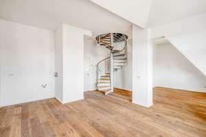 Liebevolle Dachgeschoss-Maisonette im kernsanierten Altbau – Die vollständige Adresse der Immobilie erhältst du vom Anbieter., 14195 Dahlem, Berlin – Vorschaubild 3