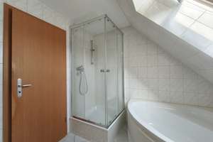 Große Dachgeschoßwohnung mit Balkon! – Triftweg 6, 6847 West, Dessau-Roßlau – Vorschaubild 5