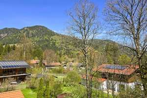 Charmantes Einfamilienhaus mit viel Platz für Ihre Ideen – Die vollständige Adresse der Immobilie erhältst du vom Anbieter., 83727 Schliersee – Vorschaubild 3
