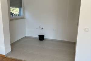 Geschmackvolle 3-Raum-Hochparterre-Wohnung mit gehobener Innenausstattung mit Balkon in Solingen – Agnesstraße 25, 42651 Solingen-Mitte, Solingen – Vorschaubild 4
