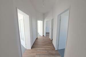 Frisch sanierte 3-Zimmer-Wohnung mit Balkon und Altbaucharme in Bremerhaven-Lehe! – Adolfstraße 22, 27576 Lehe, Bremerhaven – Vorschaubild 6