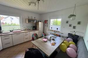 Kreuztal  Eichen, modernisiertes 2 Fam. Haus mit sonnigem Garten und hohem Wohnwert – Die vollständige Adresse der Immobilie erhältst du vom Anbieter., 57223 Kreuztal – Vorschaubild 37