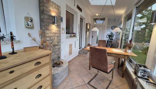 Bild von Ländliches Flair mit modernem Wohnkomfort! Traditionsreiche Hofreite mit 2 Wohneinheiten