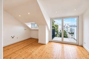 Renovierte Dachgeschoss-Wohnung im Westend – 60325 Westend-Süd, Frankfurt am Main – Vorschaubild 4