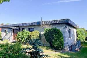 Winkelbungalow mit Garage – Die vollständige Adresse der Immobilie erhältst du vom Anbieter., 23758 Oldenburg in Holstein – Vorschaubild 3