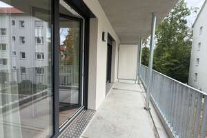 Helles 1-Zimmer-Apartment mit sehr großem Balkon und Einbauküche in Erlangen – Paul-Gossen-Straße 117a, 91052 Rathenau, Erlangen – Vorschaubild 3