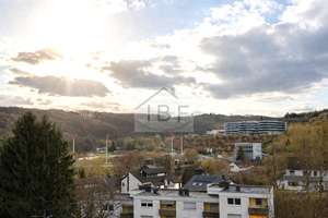 Penthouse-Feeling: Traumwohnung mit riesiger Dachterrasse beim Jung-Stilling-Krankenhaus – Die vollständige Adresse der Immobilie erhältst du vom Anbieter., 57074 Siegen, Siegen – Vorschaubild 14