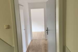 2 1/2 Zimmer in Hohenlimburg  mit Schloßblick im Grünen  – Die vollständige Adresse der Immobilie erhältst du vom Anbieter., 58119 Hohenlimburg (Ortsteil), Hagen – Vorschaubild 4