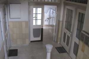 Traumhafte 2-Zi-Wohnung mit BALKON in STILvollem ALTBAU und ausgezeichneter CITYLAGE – Theresienstraße 35, 90762 Altstadt, Innenstadt, Fürth – Vorschaubild 4