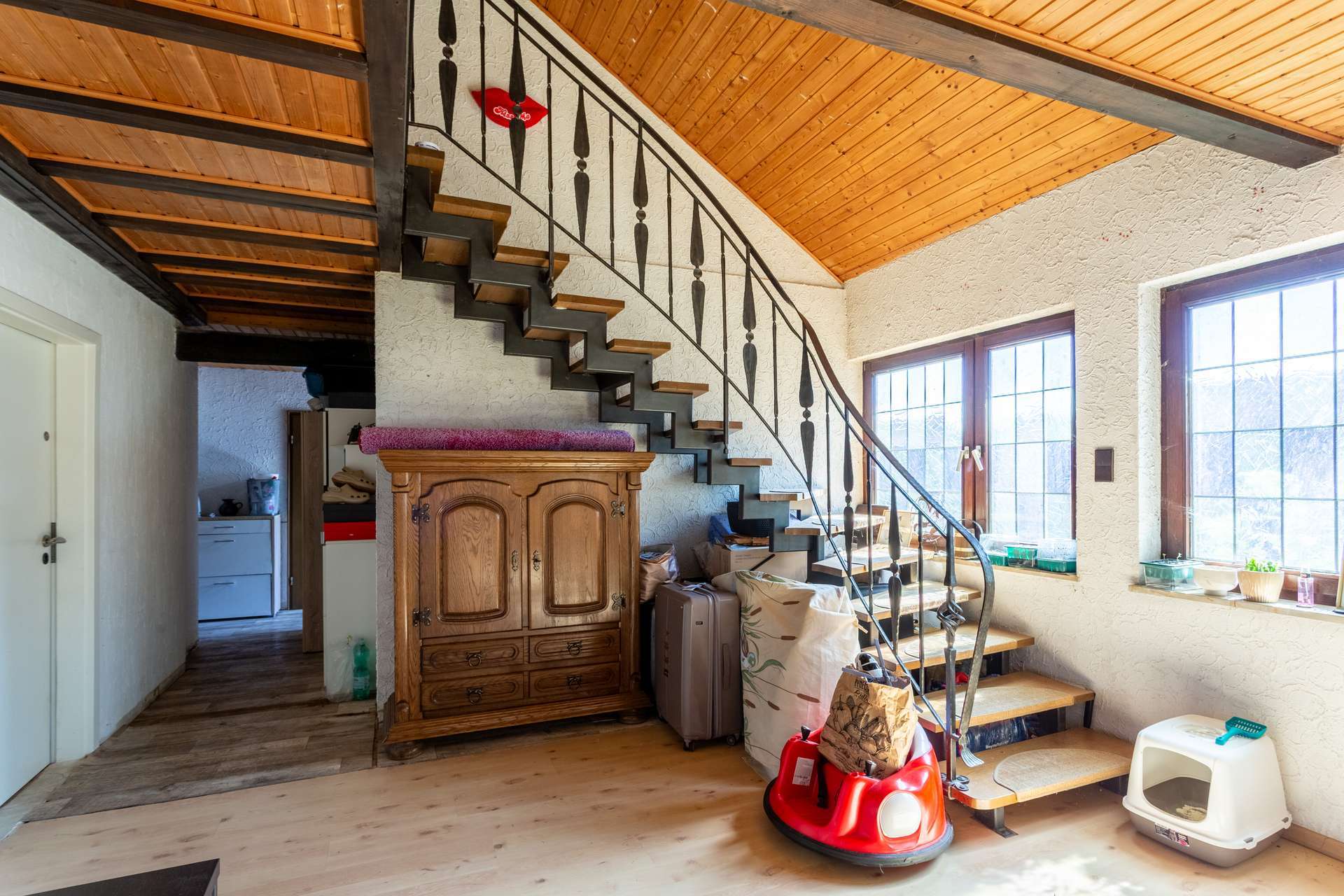 Immobilie in Nettersheim - Handwerker aufgepasst! Großes Wohnhaus mit Scheune, Garagen und großem Grundstück - Bild 8