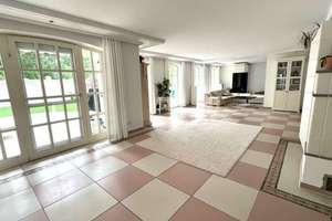 Repräsentative Villa mit imposanter Schwimmhalle auf Traumgrund westlich von Augsburg – Die vollständige Adresse der Immobilie erhältst du vom Anbieter., 86477 Adelsried – Vorschaubild 7