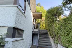Architektonisch reizvolle Villa mit Terrassen, Galerie und Doppelgarage auf 814 m² Grundstück – Die vollständige Adresse der Immobilie erhältst du vom Anbieter., 70569 Dachswald, Stuttgart – Vorschaubild 3