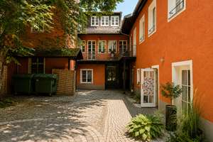 Bezugsfertiges Altstadtjuwel – komplett möbliert, mit historischem Gewölbe und Freisitz – Die vollständige Adresse der Immobilie erhältst du vom Anbieter., 93047 Innenstadt, Regensburg – Vorschaubild 10