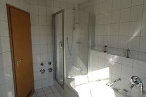 zentral wohnen mit fußläufiger Anbindung zu AUDI/Innenstadt,
auch als WG geeignet – Die vollständige Adresse der Immobilie erhältst du vom Anbieter., 85057 Nordwest, Ingolstadt – Vorschaubild 3