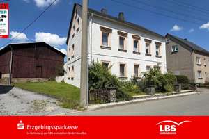Wohnhaus mit reichlich Nebengelass