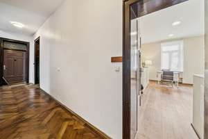 Stilvolle Altbauwohnung mit modernem Komfort in begehrter Lage von München – Die vollständige Adresse der Immobilie erhältst du vom Anbieter., 81675 Haidhausen Nord, München – Vorschaubild 5