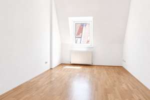 Direkt vom Eigentümer: Lichtdurchflutete Dachgeschosswohnung mit moderner Wohnküche – Daiserstraße 9, 81371 Sendlinger Feld, München – Vorschaubild 6