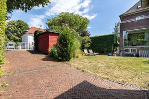 Hochwertiges Einfamilienhaus, 228 Wohnfl., 3 Etg., 5 Schlz., Terrasse, 2 Balkone, 3 Bäder & Sauna – Die vollständige Adresse der Immobilie erhältst du vom Anbieter., 44141 Westfalendamm, Dortmund – Vorschaubild 28