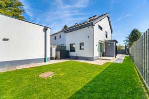 Sonniger Familientraum mit exklusiver Ausstattung * Kamin * Südwestausrichtung * Wärmepumpe BJ 2021 – Fürstenfeldbruck (Kreis) – Vorschaubild 3