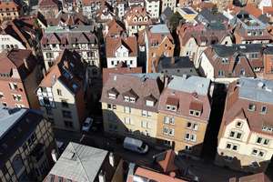 INVESTITIONSSTARK -  Voll vermietetes Haus mit vier Wohneinheiten und Ausbaupotenzial in Stuttgart – Die vollständige Adresse der Immobilie erhältst du vom Anbieter., 70199 Südheim, Stuttgart – Vorschaubild 2