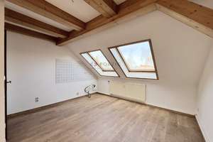 Wohnkomfort unter dem Dach – Dachgeschosswohnung mit Tageslichtbad – Bernhardstr. 117, 9126 Gablenz, Chemnitz – Vorschaubild 5