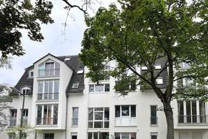 Helle Maisonetten Wohnung am Teich gelegen.